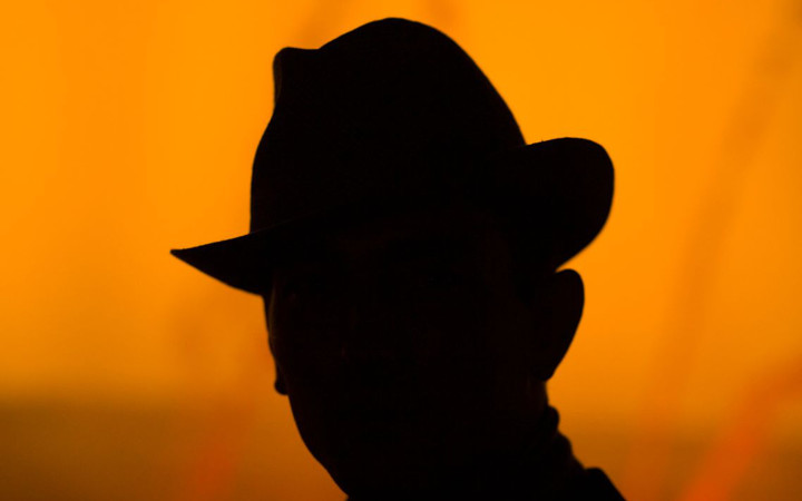 Detektiv deckt Versicherungsbetrug auf